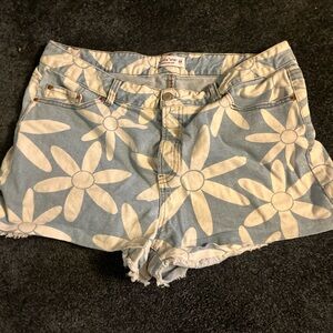 16 flower shorts